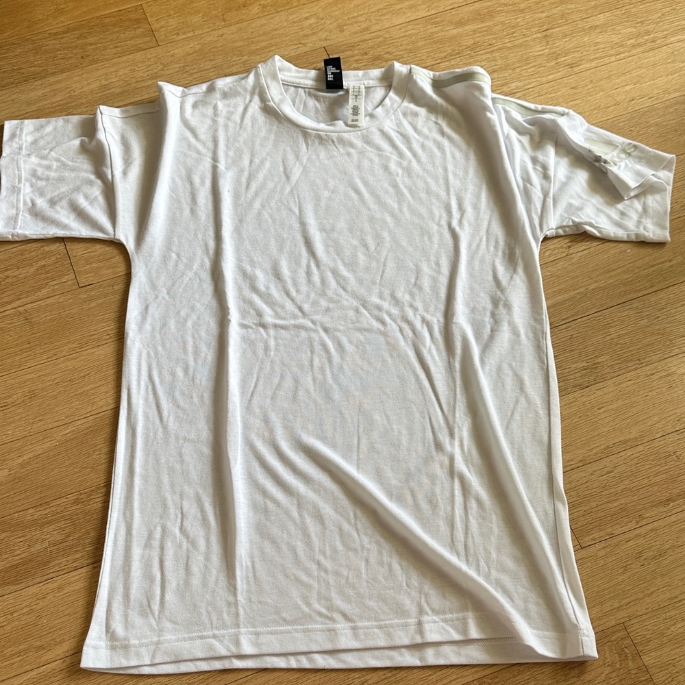 adidas Men's White Short Sleeve Crew Neck Tee